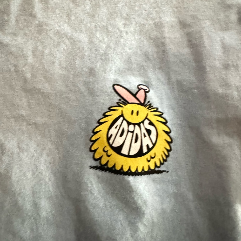 Kids Adidas light blue tshirt - Picture 3 of 6